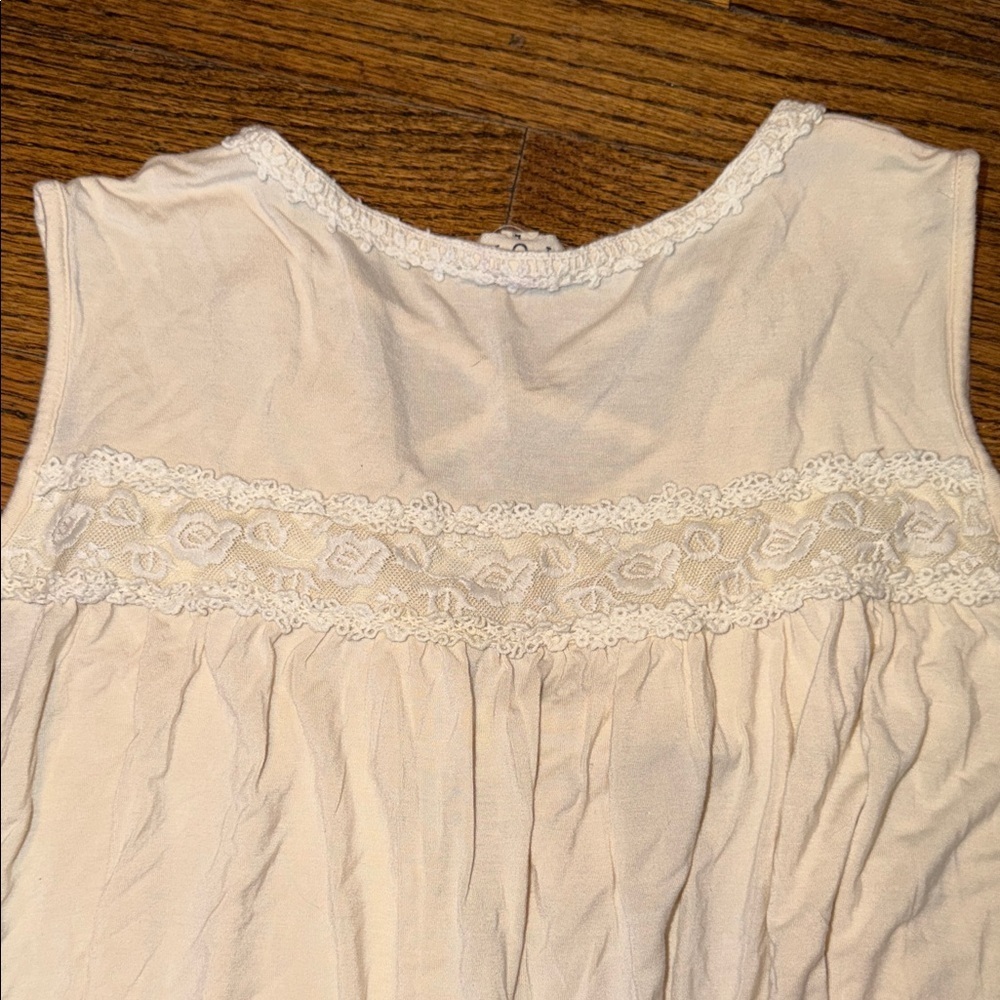 POL Ivory Sleeveless Lace Flowy Blouse with Crisscross Detail Size Large - Picture 5 of 5